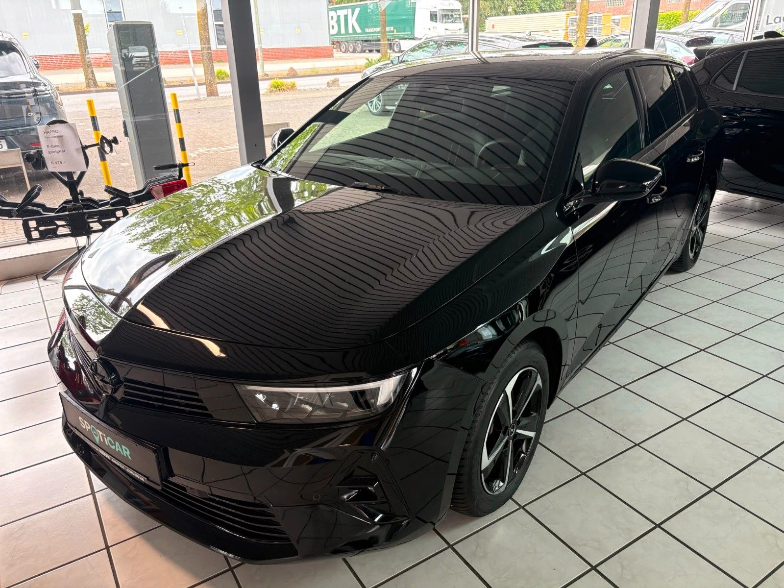 Opel Astra L Sports Tourer GS Automatik mit Navi