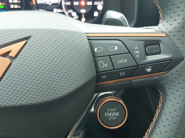 Leon St VZ e-Hybrid Matrix-LED Navi SD 245 PS
