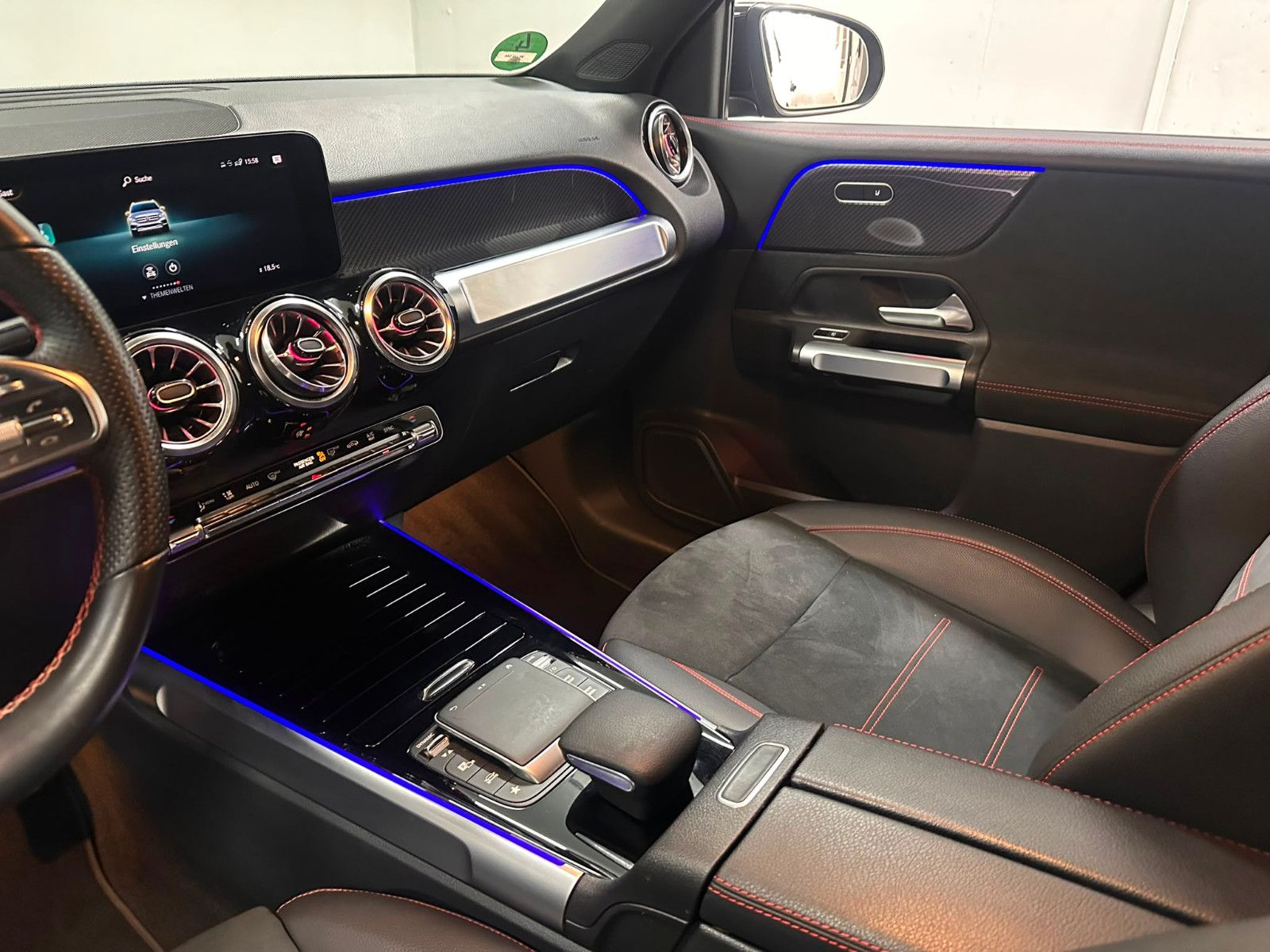 Fahrzeugabbildung Mercedes-Benz GLB 180 d *AMG-LINE*NIGHT*DISTRO*AHK*KAMERA*LED*