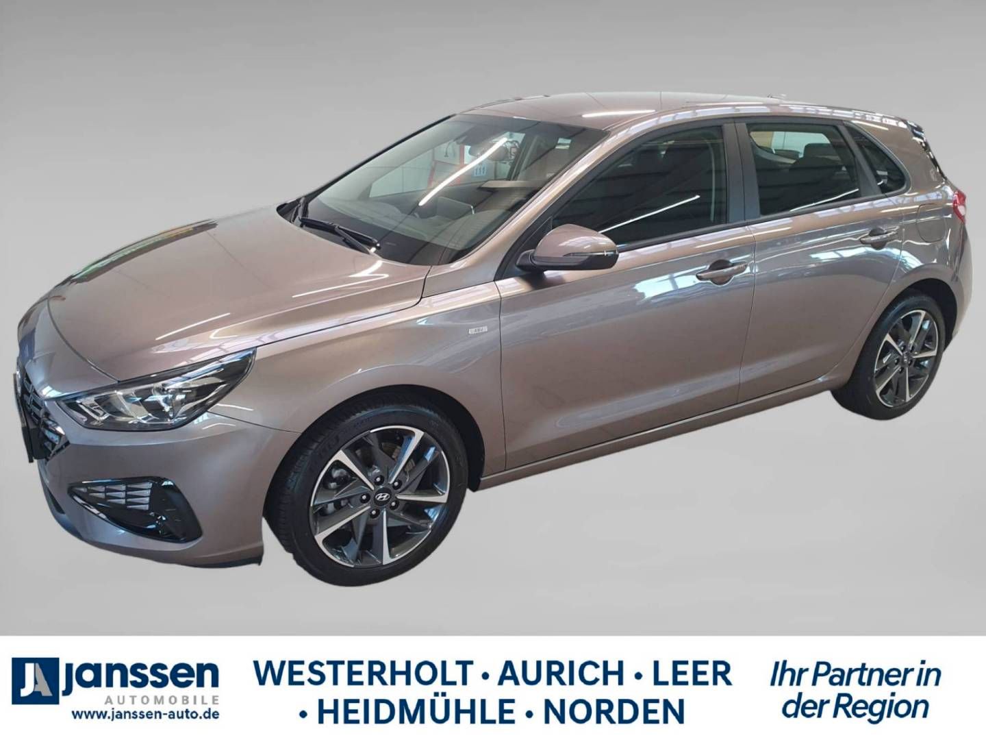 Fahrzeugabbildung Hyundai i30 Benzin Turbo TREND Navigationspaket