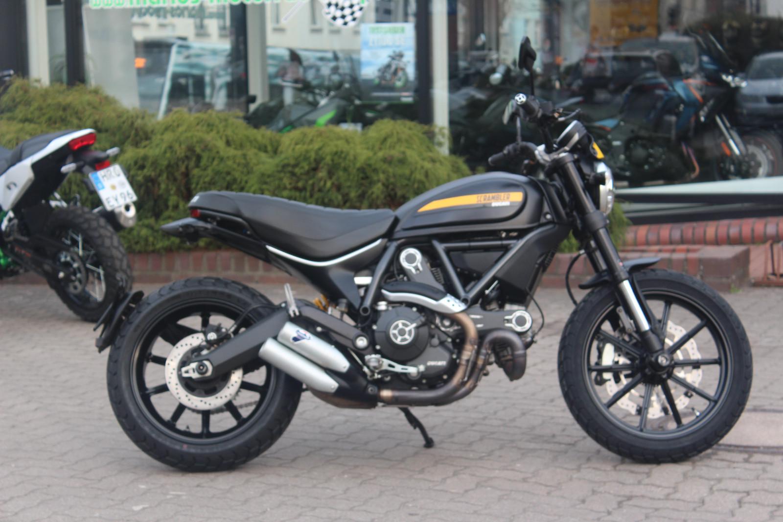 Ducati Scrambler 800 / Reifen+Service+Kettenkit neu!