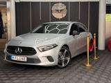 Mercedes-Benz A 220 NIGHT MBUX KAMERA TOTW SHZ LED AHK NAVI - silberne Mercedes-Benz A 220