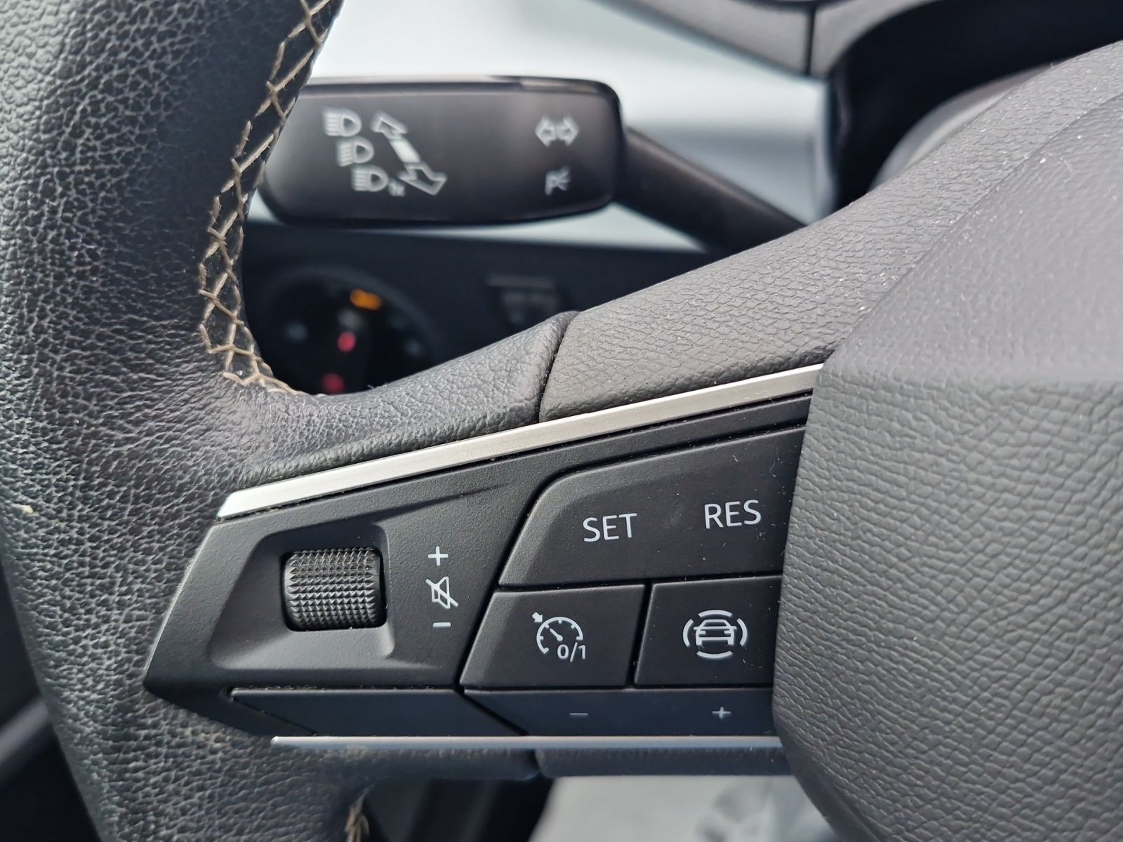 Fahrzeugabbildung SEAT Arona Style LED ACC Climatronic SH