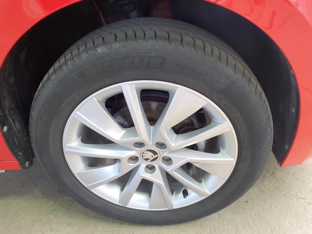 Skoda Kamiq Style 1.5 TSI AHK*Pano*Tempo*SH*Klima