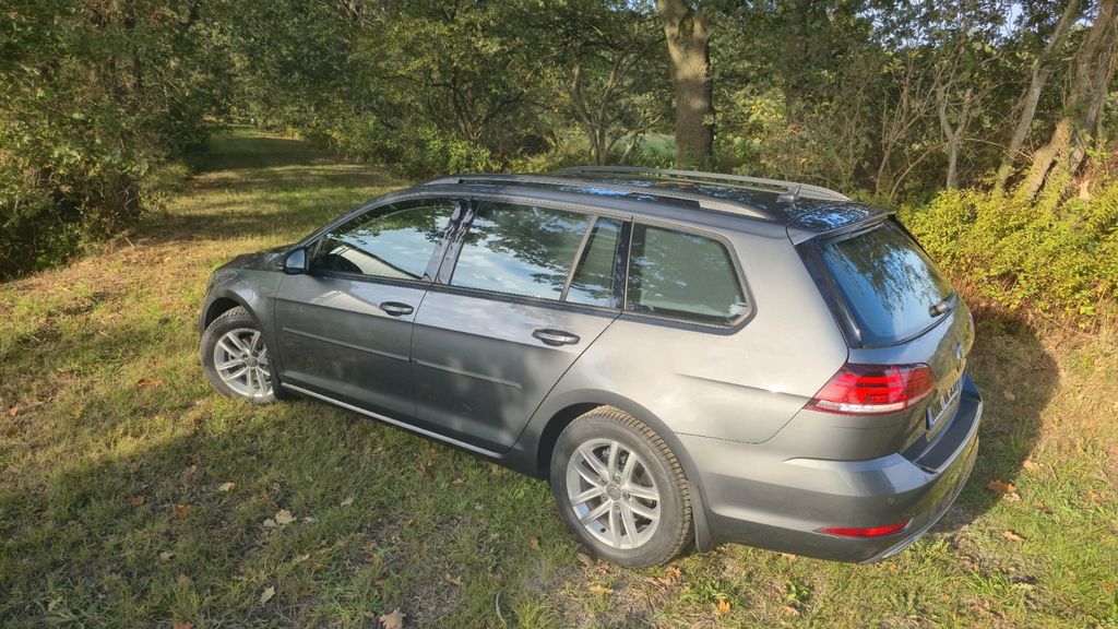 Image of Volkswagen Golf