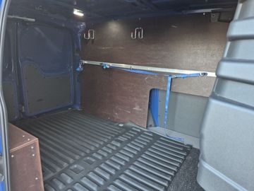 Volkswagen Caddy Maxi - 9