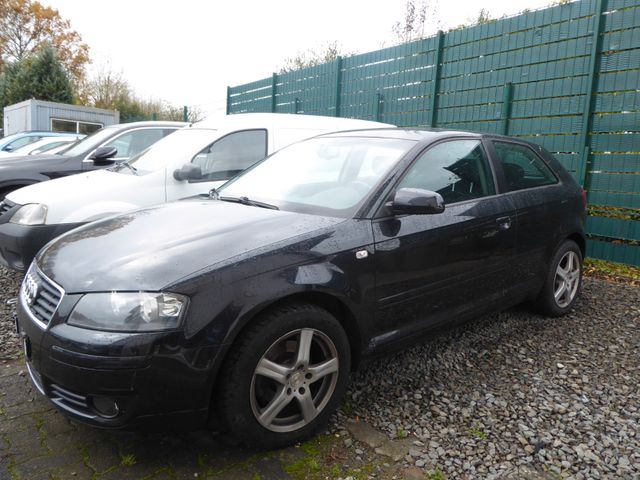 Audi A3 1.6 FSI Ambiente