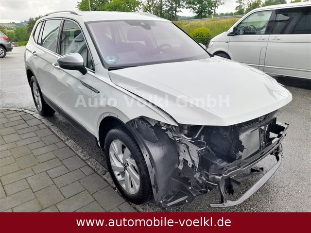 Volkswagen Tiguan Allspace Life TSI LED/NAVI/SHZG/PDC