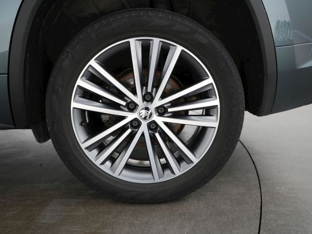 Kodiaq L&K TDI DSG 4x4+NAVI+AHK+SITZ-/LENKRADHEI