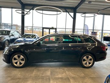 Skoda Superb Combi Style 4x4 *Shz*PDC*AHK*