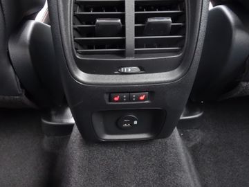 Bild 23 Ford Kuga 1.5 EB ST-Line X,NAVI,SHZ v+h