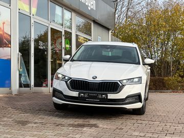 Bild 2 Skoda Octavia Combi 1st Edition*LEDER*MATRIX*StHz*SzHz