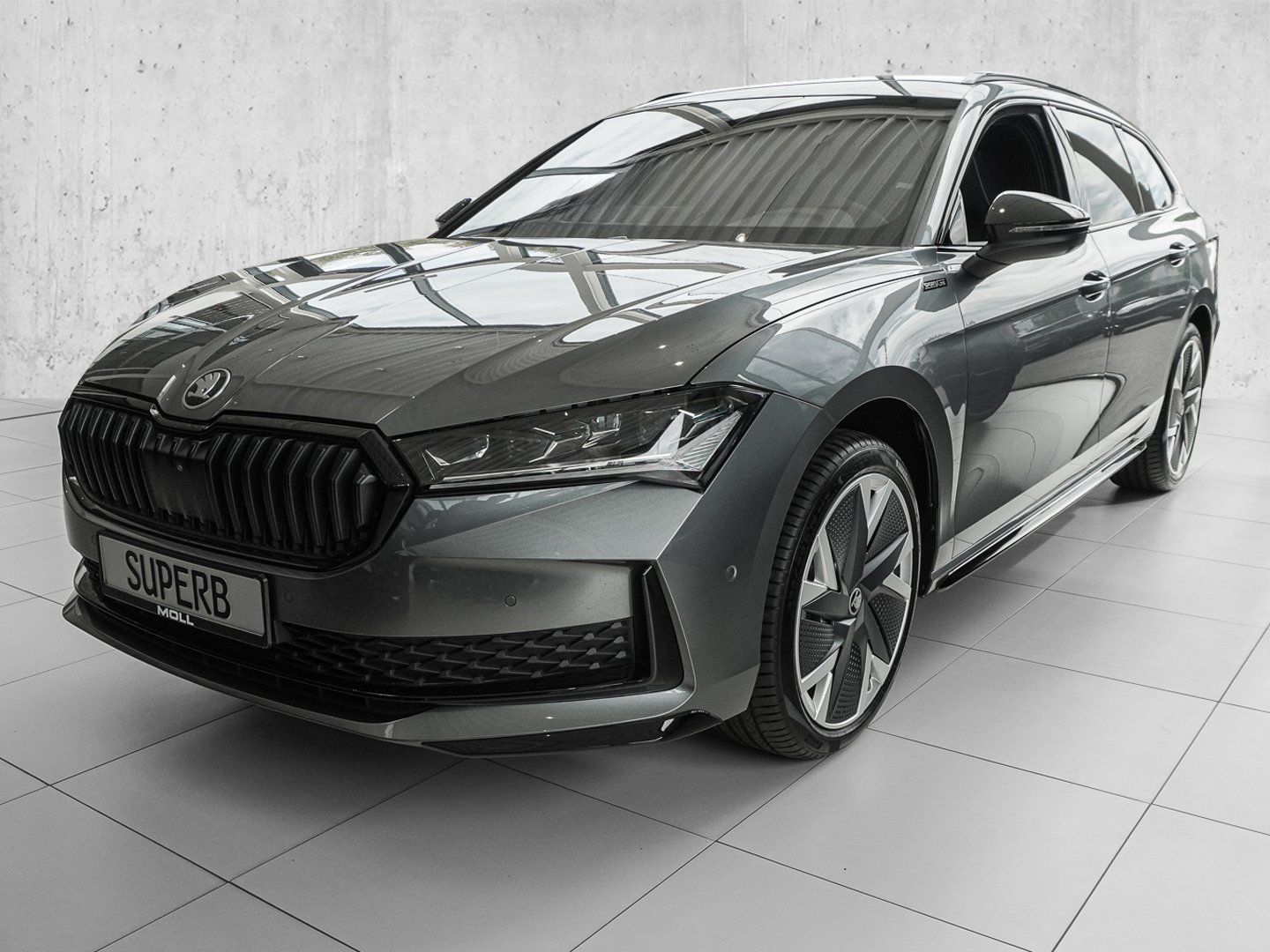 Skoda Superb - Bild 2