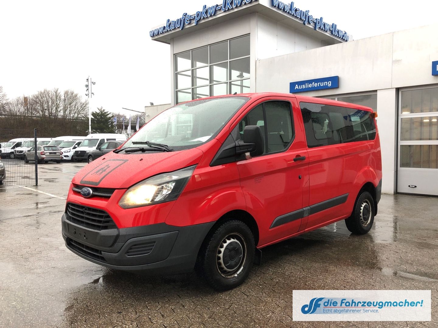 Fahrzeugabbildung Ford Transit Custom Kombi 300 L1 2.2 TDCi*8407 EXPORT