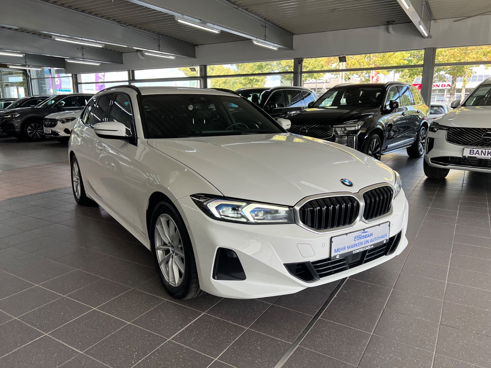 BMW 318d Touring AHK+Driving Assist+HuD+Keyless+ACC imagem 2