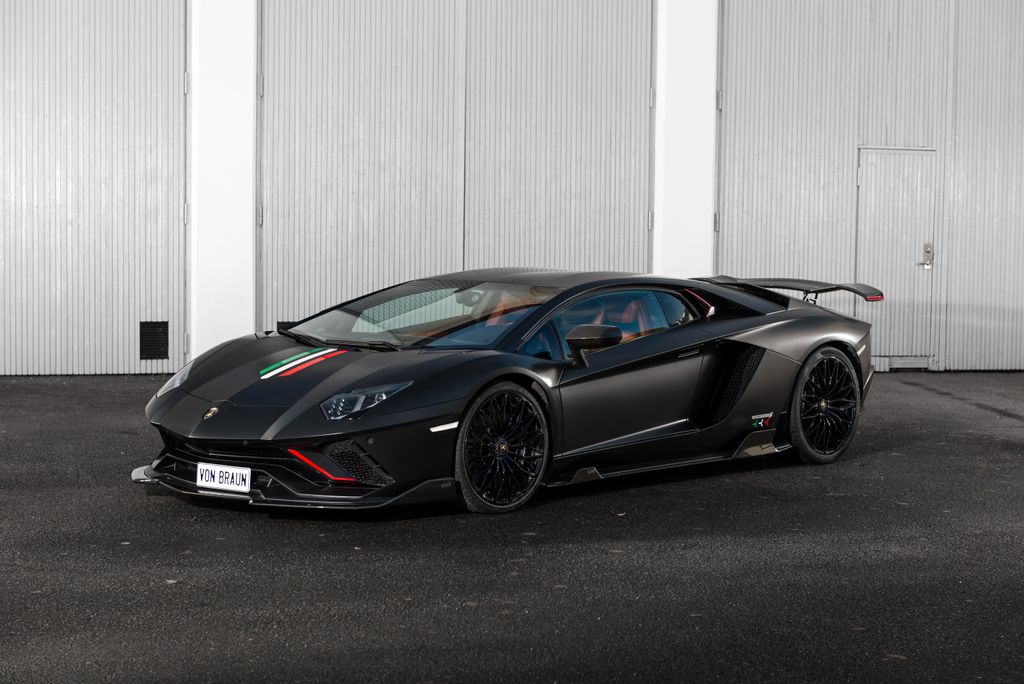 Image of Lamborghini Aventador