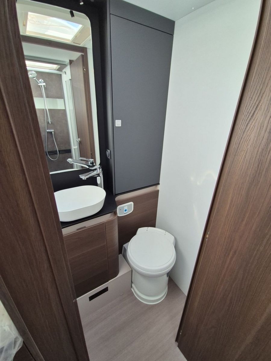 Fahrzeugabbildung Adria Coral Supreme 670 DL Markise,Radio,RFK,Alde,LED
