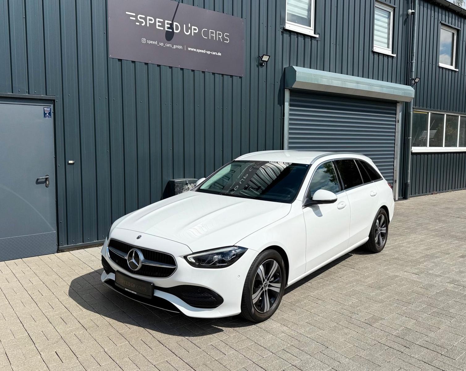 Mercedes-Benz C 200d T-Modell Avantgarde AHK Kamera LED SHZ