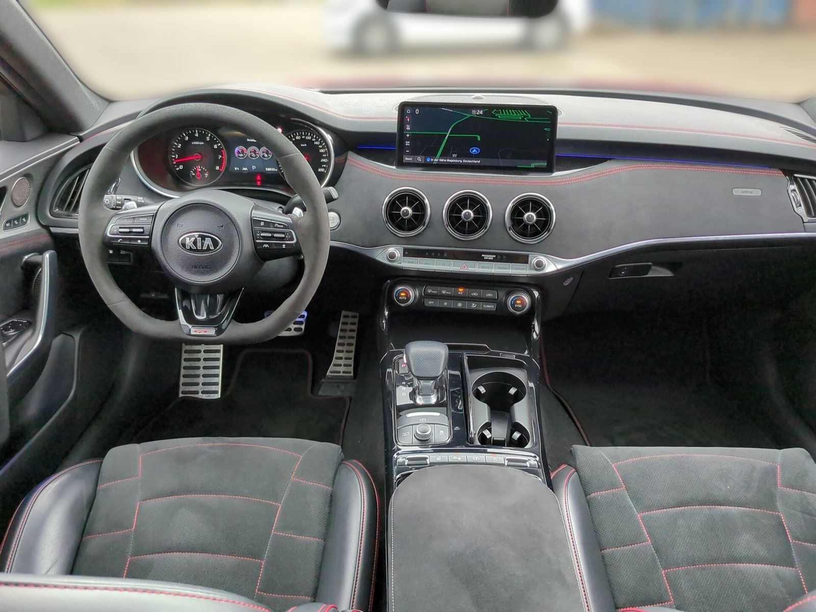 Fahrzeugabbildung Kia STINGER 3.3T AWD AT8 GT VEL.LED GD BASTUCK 20"