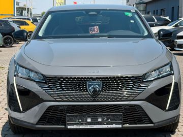 Peugeot 408 - 4