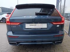 Fahrzeugabbildung Volvo V60 T6 Recharge AWD R-Design `ACC, AHK, H&K´