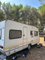 Knaus Country 450 mit Vorzelt  - Knaus Country