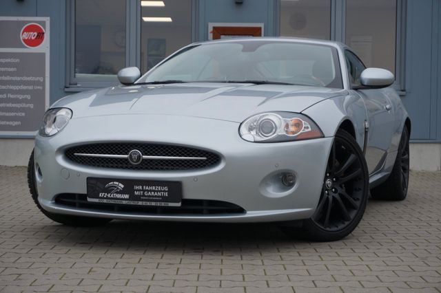 Jaguar Xk XK8 4.2 Coupé*Bi-Xenon*Leder*Navi*Alpine*Memo