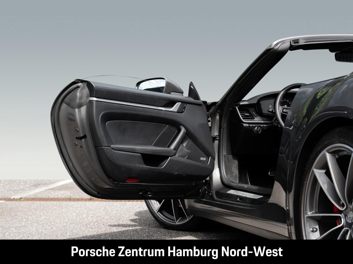 Porsche 992 (911) Carrera 4S Cabriolet BOSE SportDesign