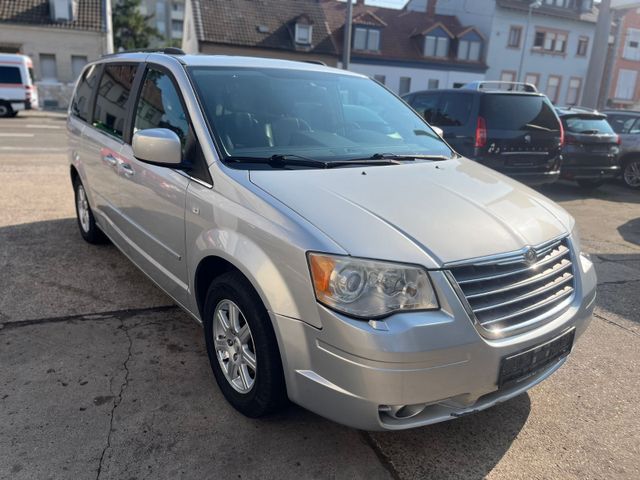 Chrysler Grand Voyager Touring*AUTOMATIK*7 SITZE*NAVI*AHK