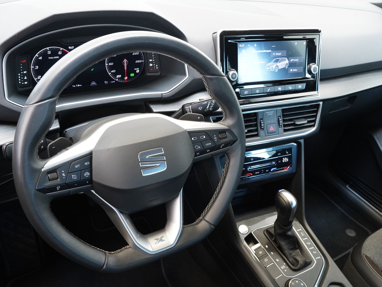 Fahrzeugabbildung SEAT Tarraco 1.5 TSI ACT Xcellence ACC/KAMERA/LM20"