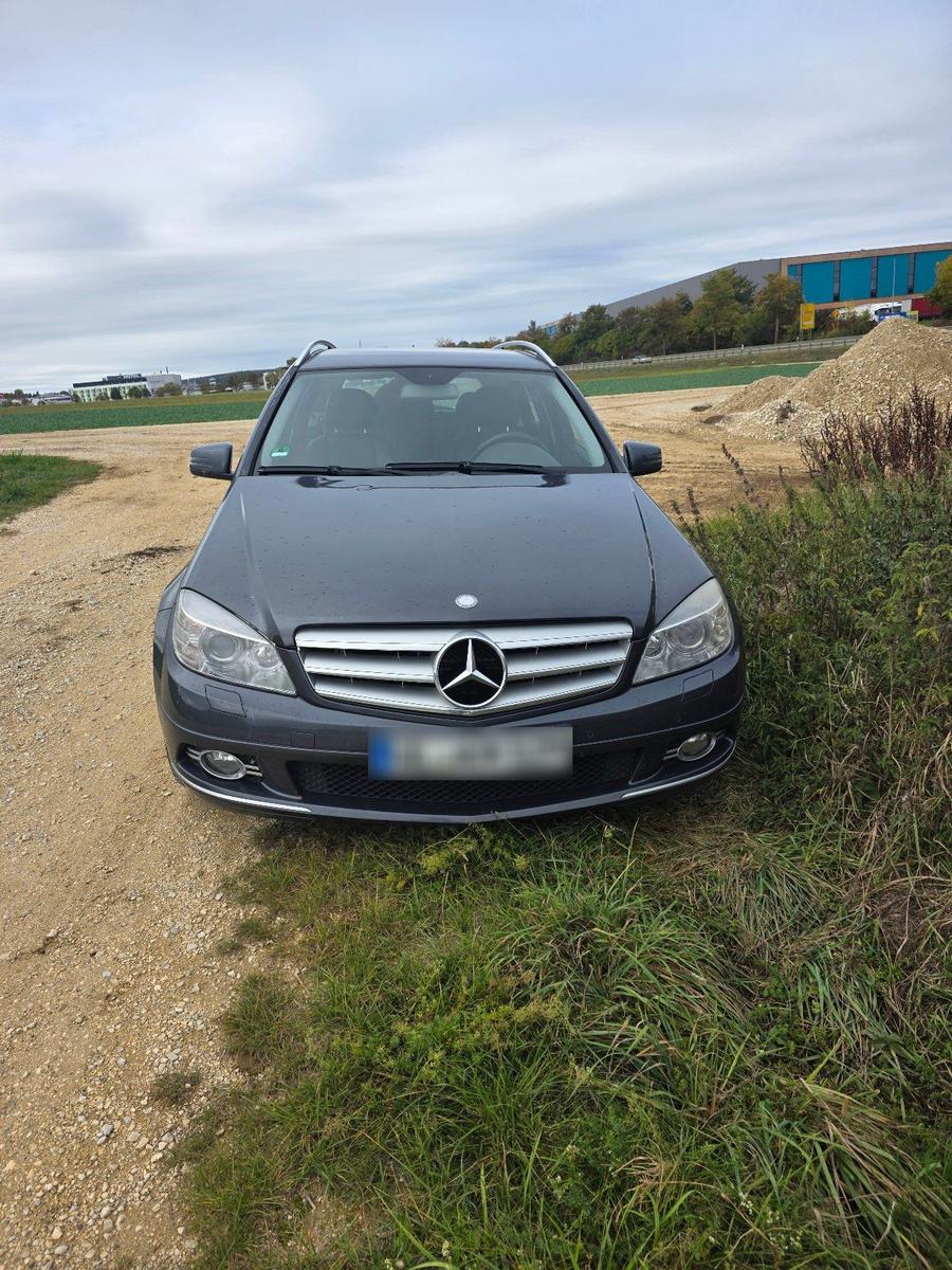 Mercedes-Benz C320 2009 — photo 5