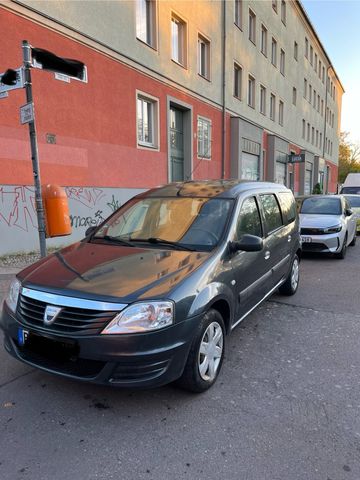 Dacia Logan 1.4 MPI perfekt Zustand  Nur ...