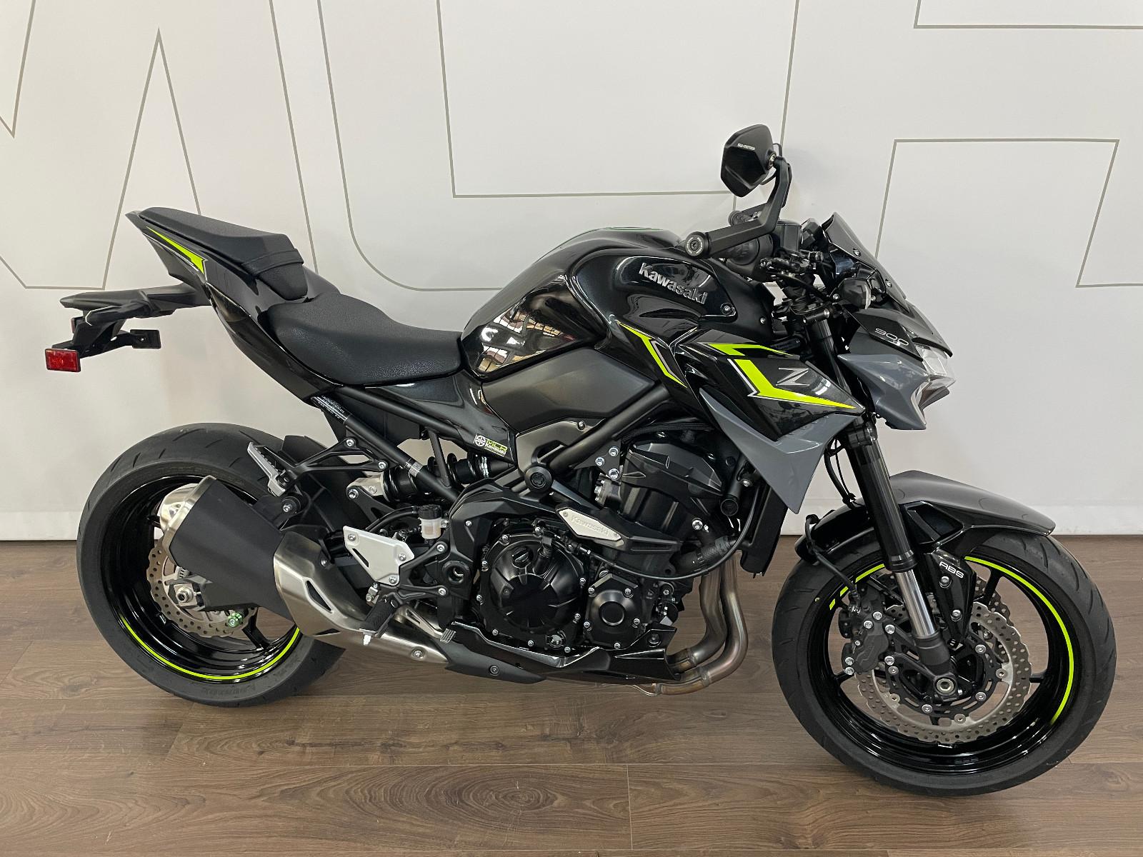 Kawasaki Z 900 Lenkerendenspiegel, Sturzpads, Kühlergitte