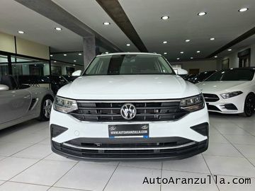 Volkswagen Tiguan - 2