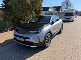 Opel Mokka-e 136 PS | Grau | Nur 52.249 km | - gebrauchte Opel Mokka-e aus dem Jahr 2022