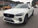 Volvo XC60 B4 (Diesel) Momentum Pro Stdhzg. 360° Cam - Volvo XC60 in Lübeck