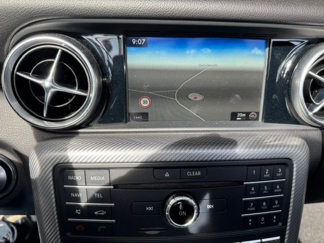Fahrzeugabbildung Mercedes-Benz SLC 300 AMG Line AIRSCARF MEMORY LED