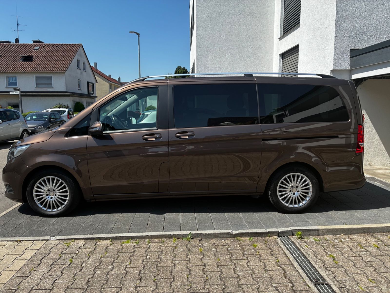 MERCEDES-BENZ V250d lang Edition