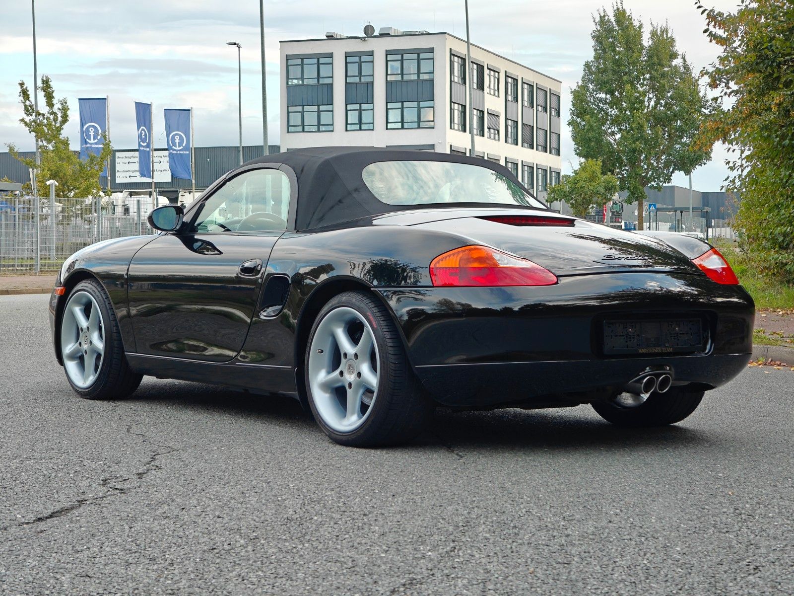 Fahrzeugabbildung Porsche Boxster 986 2.7 Cabrio - WENIG KM, HU NEU! -