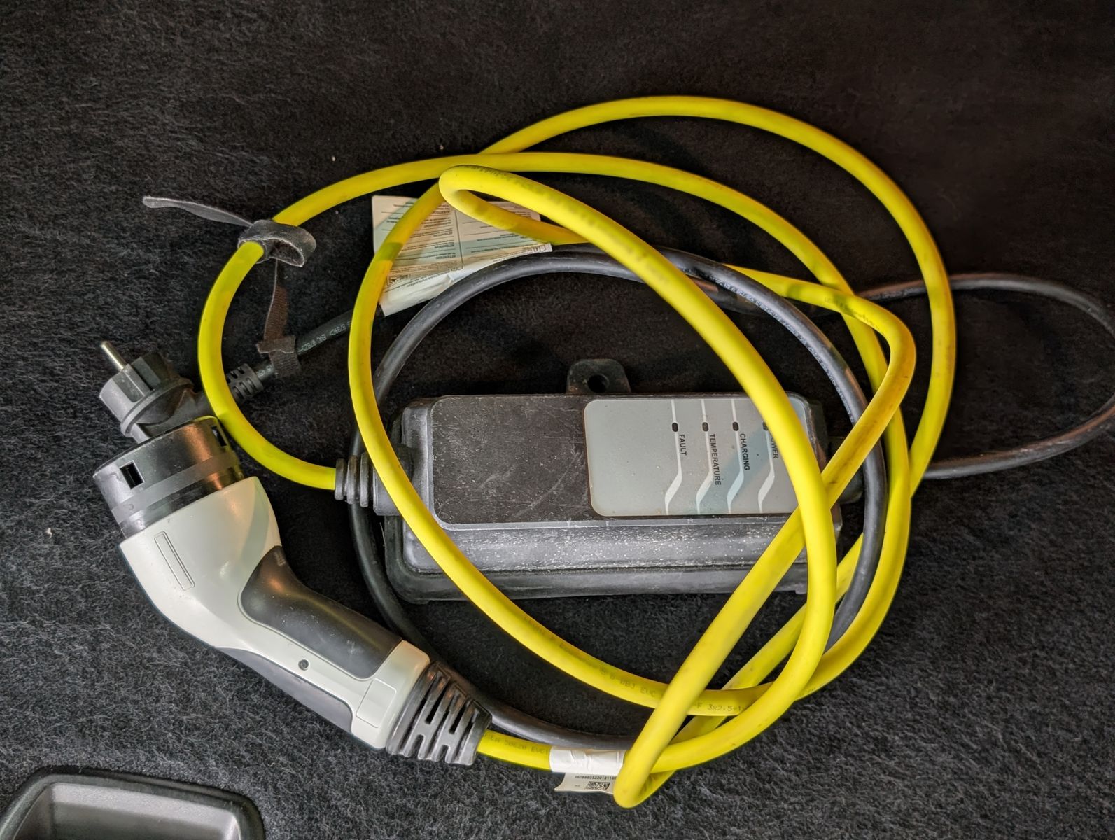 Fahrzeugabbildung BMW X1 xDrive 25e Advantage AHK LED APP VIRT SoH 87%