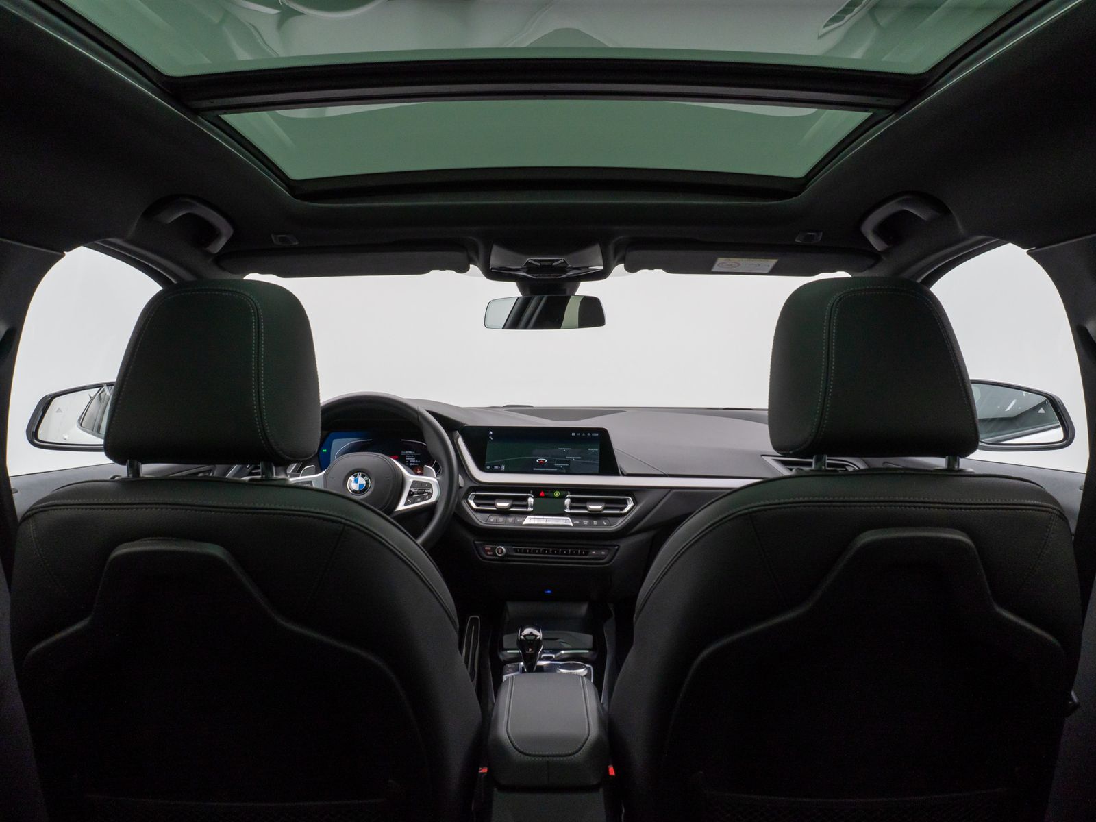 Fahrzeugabbildung BMW 120i M Sport Panoram Kamera DAB HiFi Komfort 19"