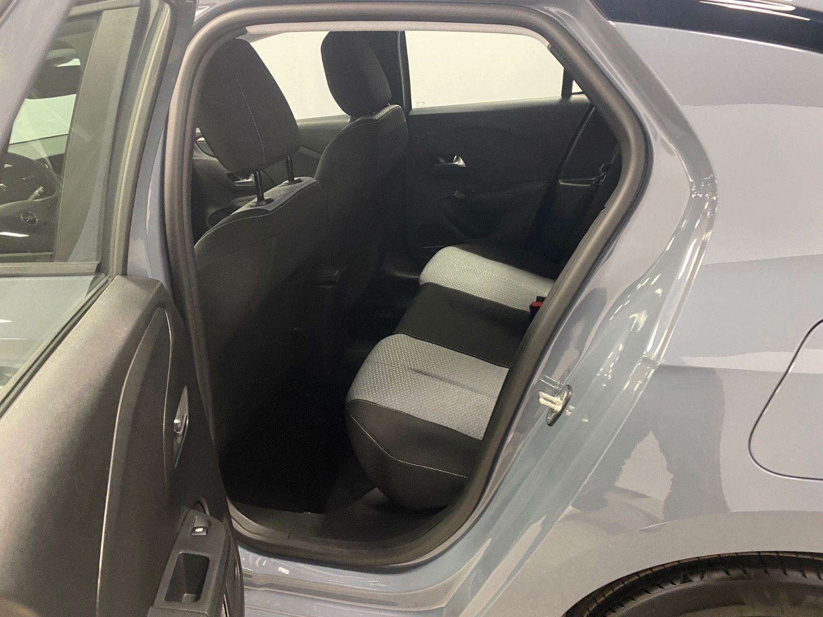 Fahrzeugabbildung Opel Corsa 1.2 Turbo "EDITION"+SITZHEIZUNG+AppCon.+BC