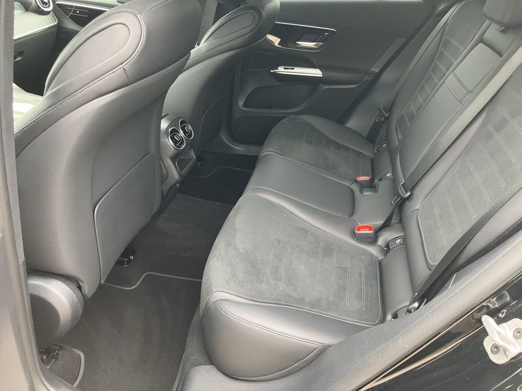 Fahrzeugabbildung Mercedes-Benz GLC 220 d 4MATIC Coupé AMGLine*NightP.*DIGITAL