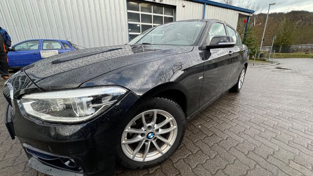 BMW 120i 5-TSport Line a1.Hd.MWST!Schekh.Voll!Aut.FP