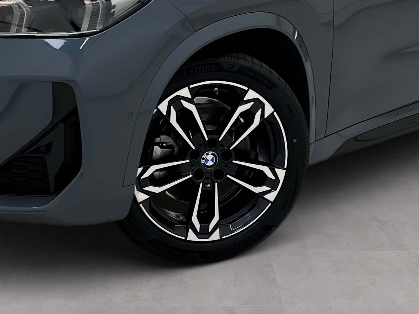 BMW iX1 - Bild 8