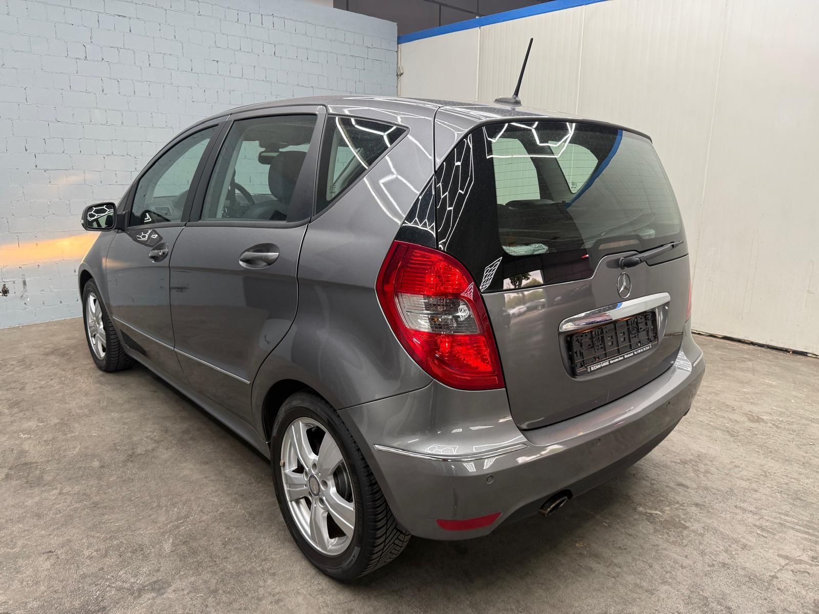 Mercedes-Benz A 160 BlueEFFICIENCY  PANORAMA | KLIMA | PDC – Bild 6