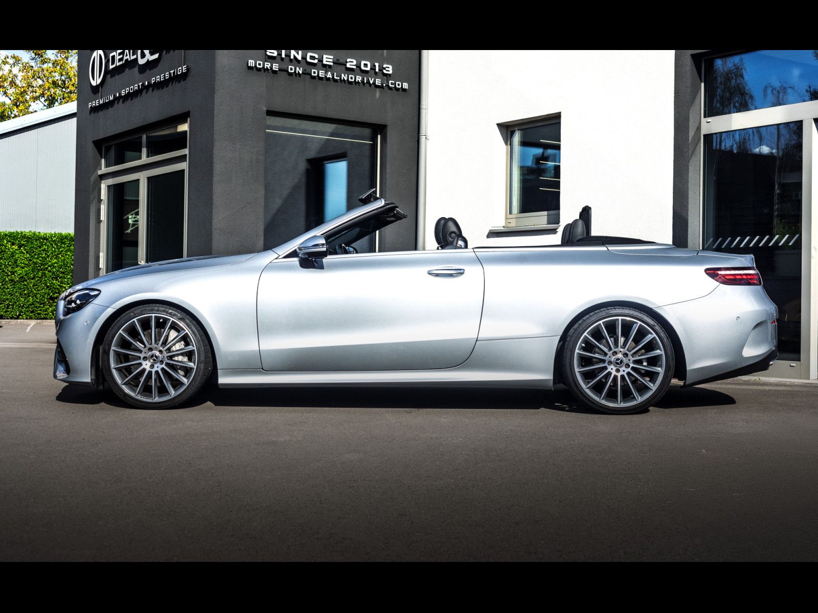 Mercedes-Benz E 300 CABRIOLET AMG-LINE°AIRSCARF°AIRCAP°BURM imagem 2