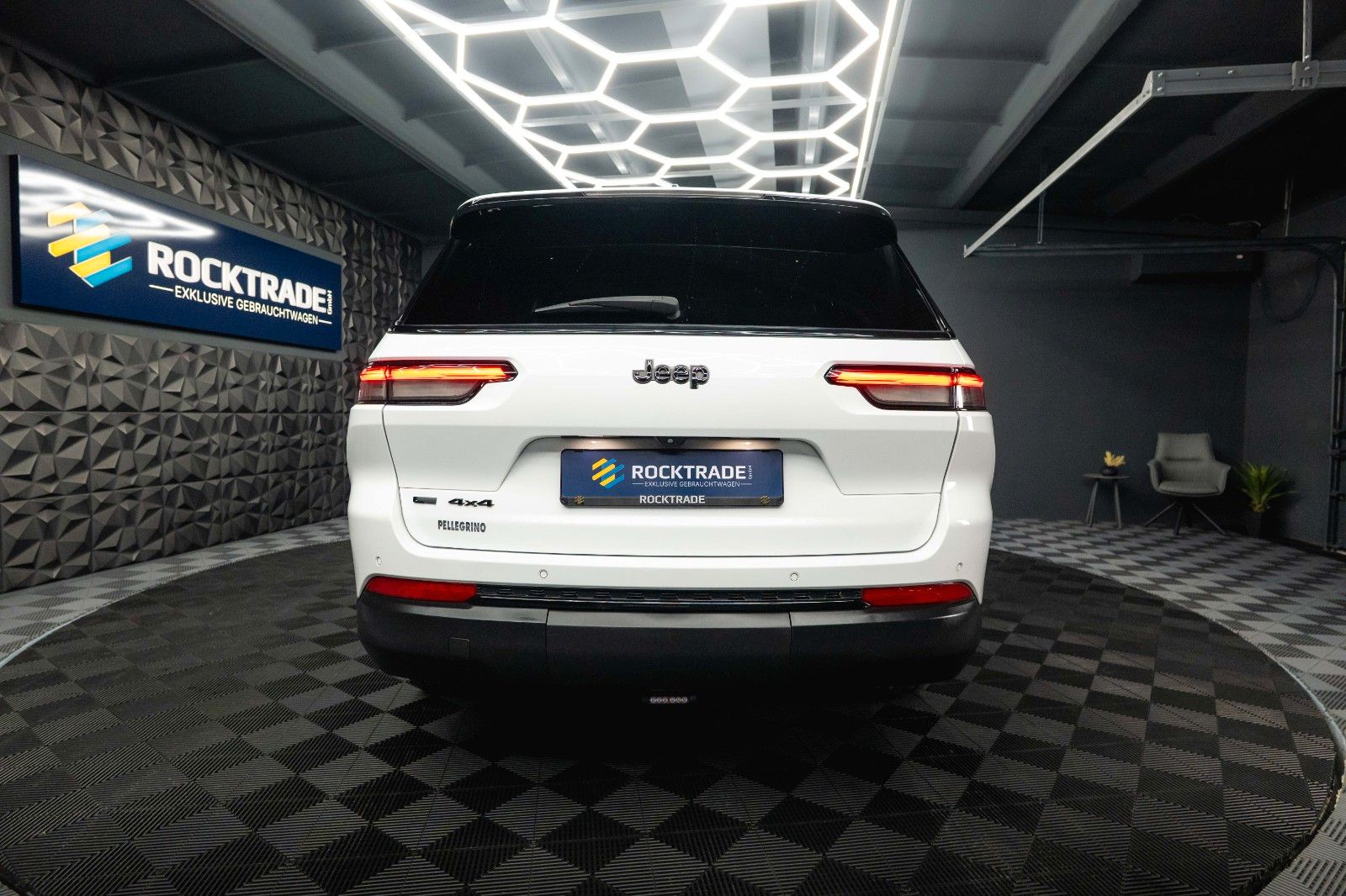 Fahrzeugabbildung Jeep Grand Cherokee 3.6 4x4 L Altitude Mod. 2022 19%
