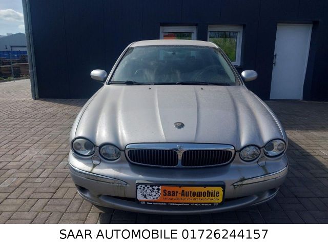 Jaguar X-Type 2.5i V6 Executive+LEDER+SHZG+AWD+EURO3+D4