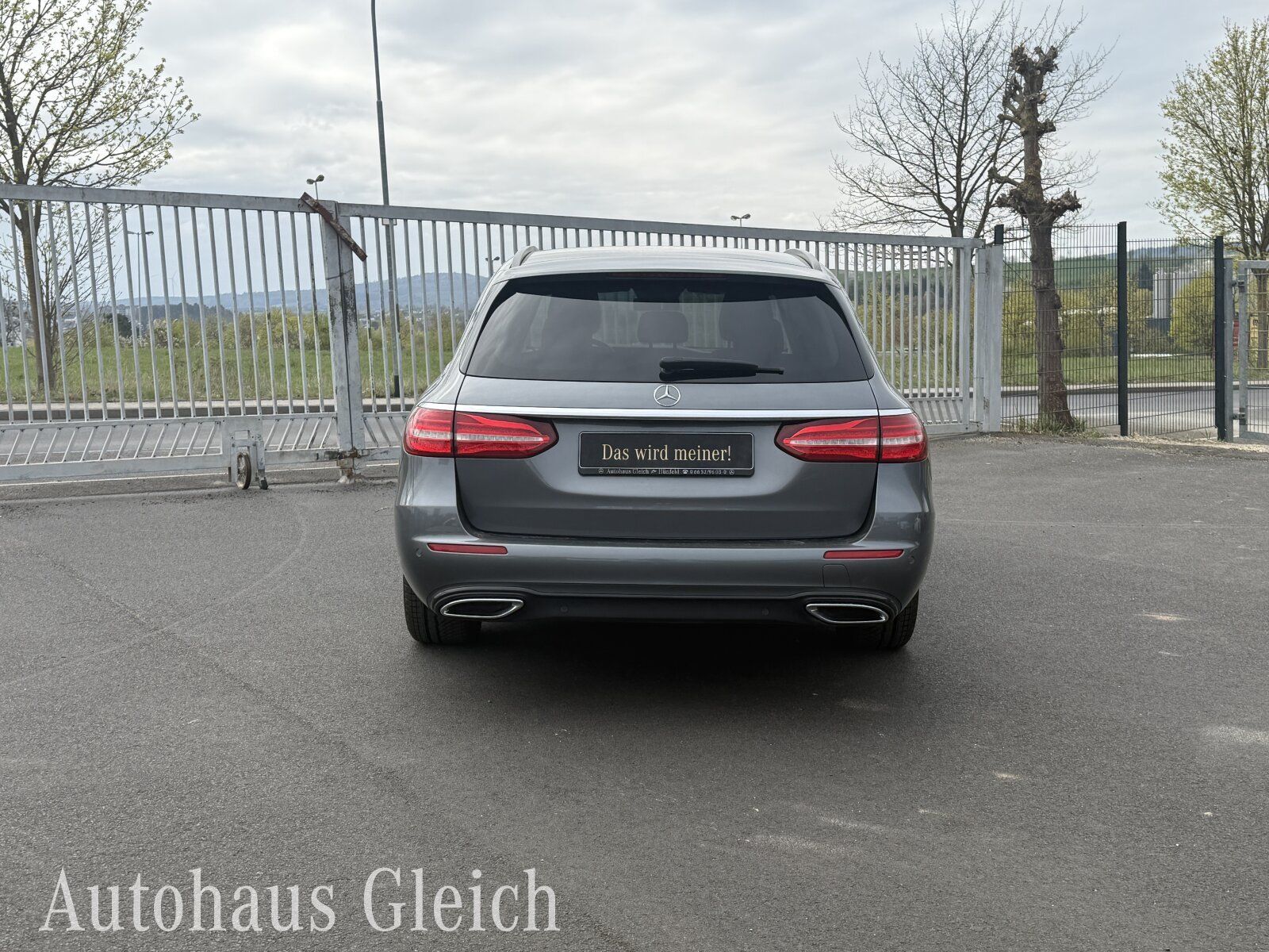 Fahrzeugabbildung Mercedes-Benz E 220 T d Avantgarde 4Matic (EURO 6d) COMAND APS
